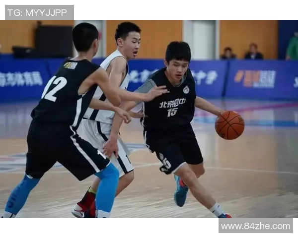 国青队篮球对阵北京四中精彩赛事回顾与分析