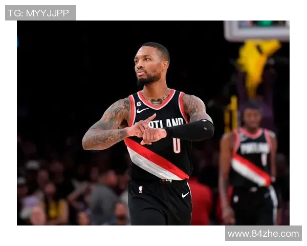 达米安利拉德的传奇之路:从新秀到NBA巨星的成长历程 达米安利拉德的传奇之路:从新秀到NBA巨星的成长历程