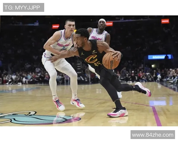 骑士与步行者激战四月二十一日NBA季后赛精彩回顾与分析