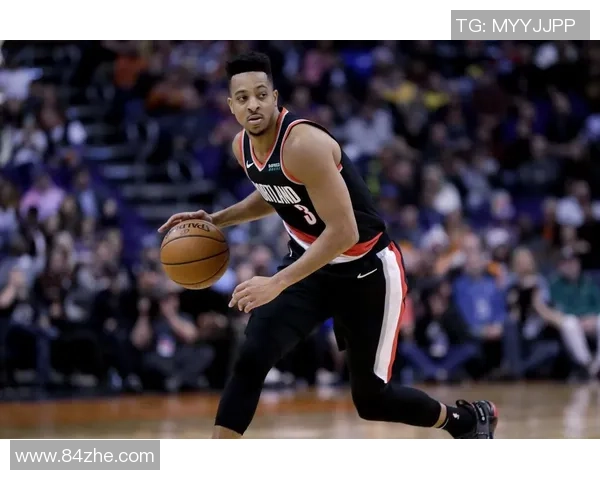 迈尔斯特纳：NBA赛场上的防守巨塔与进攻新星的双重身份解析