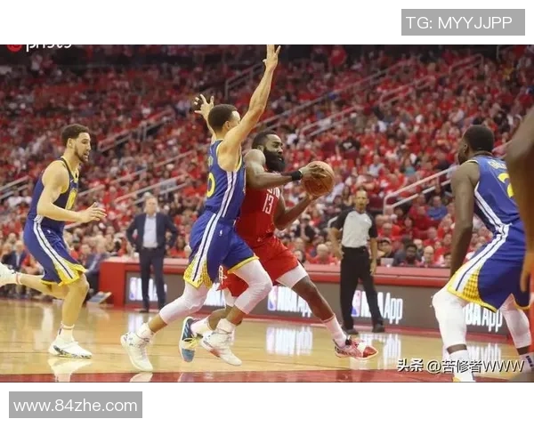 快船与火箭首战激烈对决球迷期待精彩瞬间与战术较量 快船与火箭首战激烈对决球迷期待精彩瞬间与战术较量