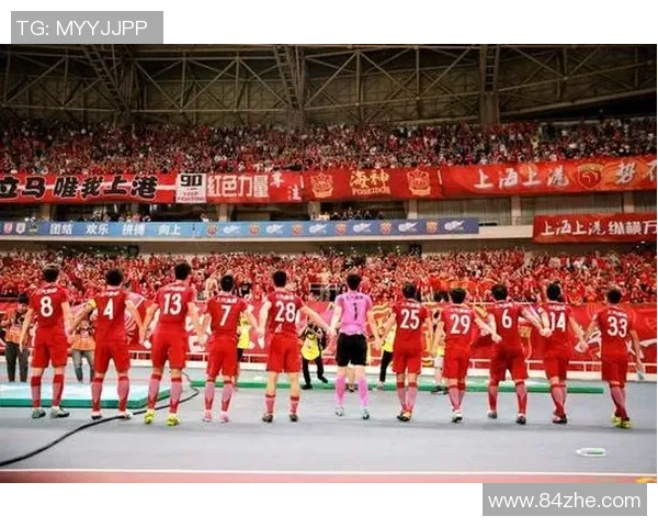 江苏队与上港队精彩集锦回顾赛场瞬间尽显足球魅力与激情 江苏队与上港队精彩集锦回顾赛场瞬间尽显足球魅力与激情