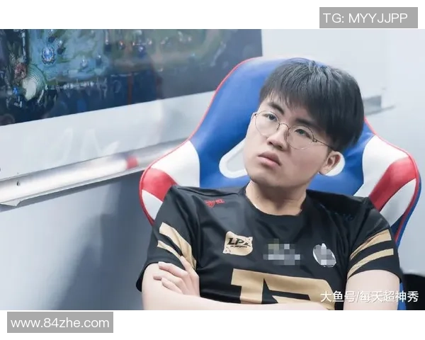 和平精英评论：IG战队包夹策略的成功与失败分析